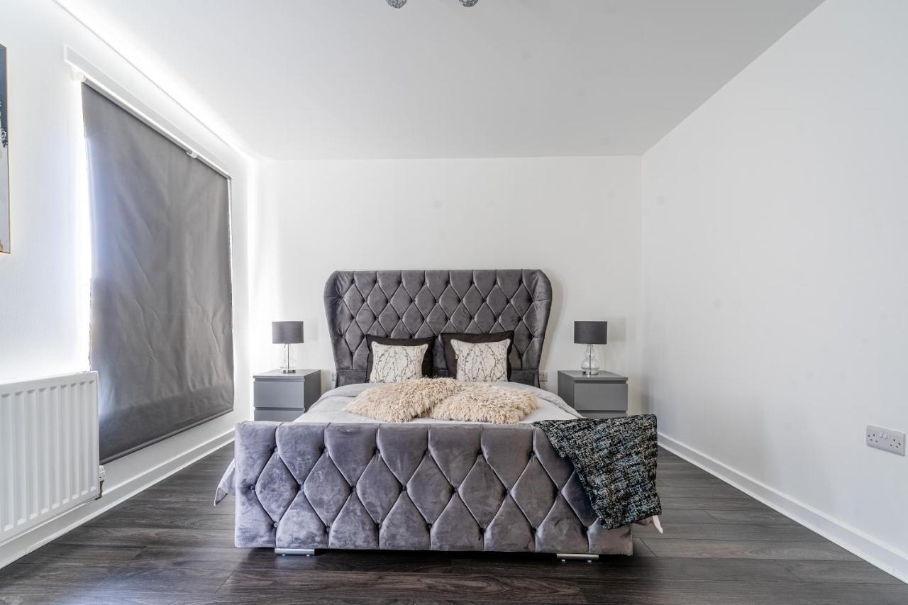 Spacious 3 Bedroom House In Glasgow City With Private Parking & Garden Eksteriør bilde
