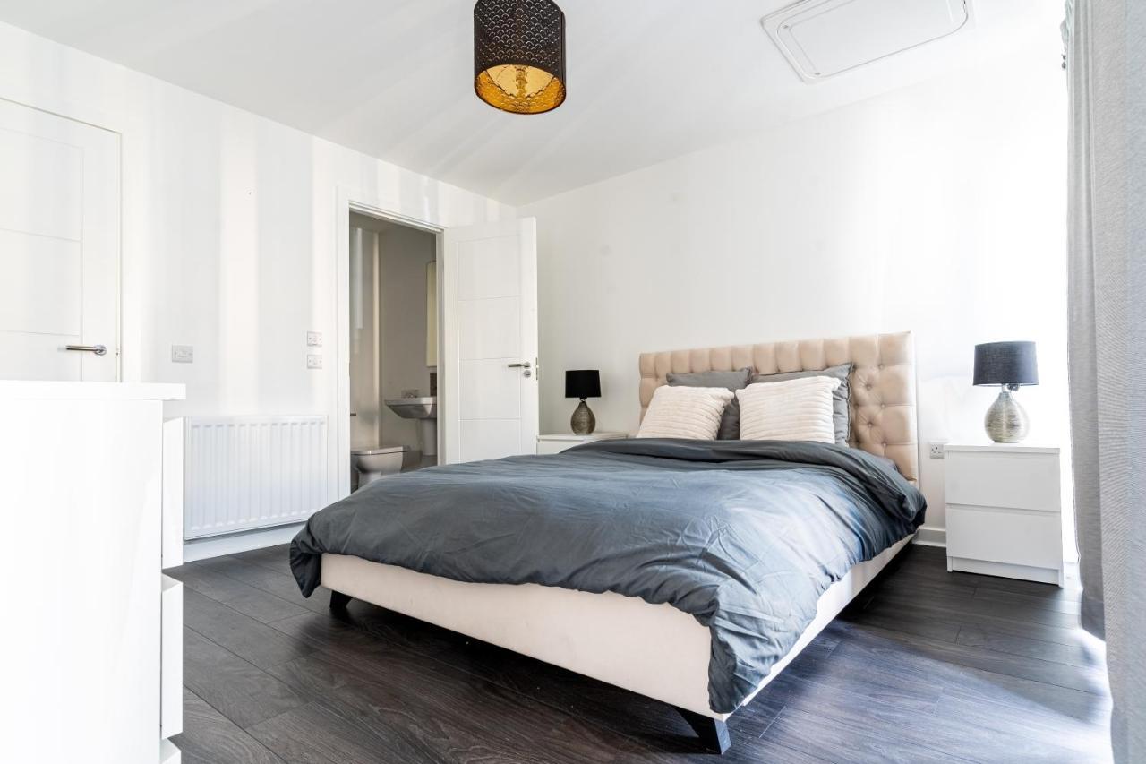 Spacious 3 Bedroom House In Glasgow City With Private Parking & Garden Eksteriør bilde